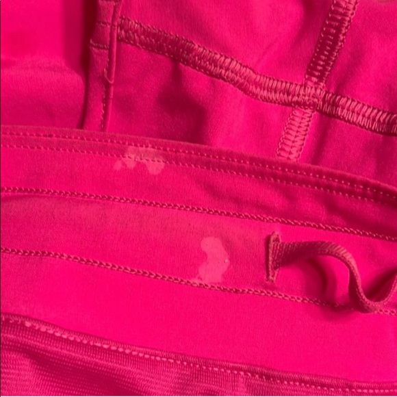 Lululemon hotty hot shorts Pow Pink - Picture 4 of 4